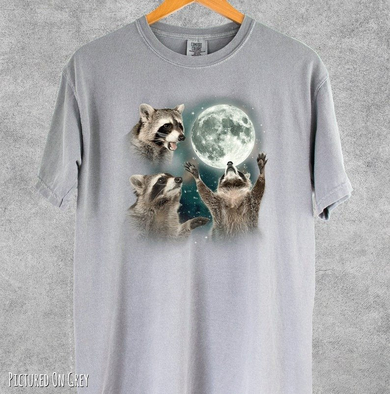 Raccoon Lovers Funny T- Shirt