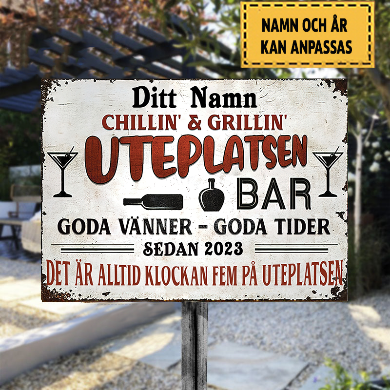 Det Är Alltid Klockan Fem På Uteplatsen Bar Klassischer Metallschirm