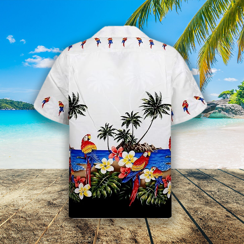 Tropisches Hawaii-Sommerhemd mit Papagei, grünem Blatt und Tiki-Aloha-Motiven