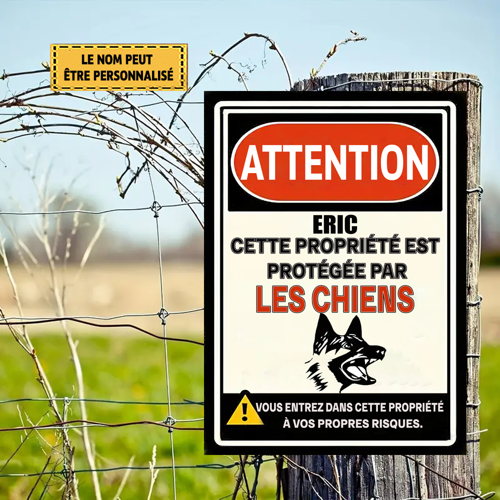 Cette Propriété Est Protégée Par Les Chiens Enseigne En Métal