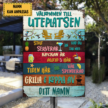 Uteplatsen Stolt Serverar Än Vad Du Tar Med Klassisk metallskylt