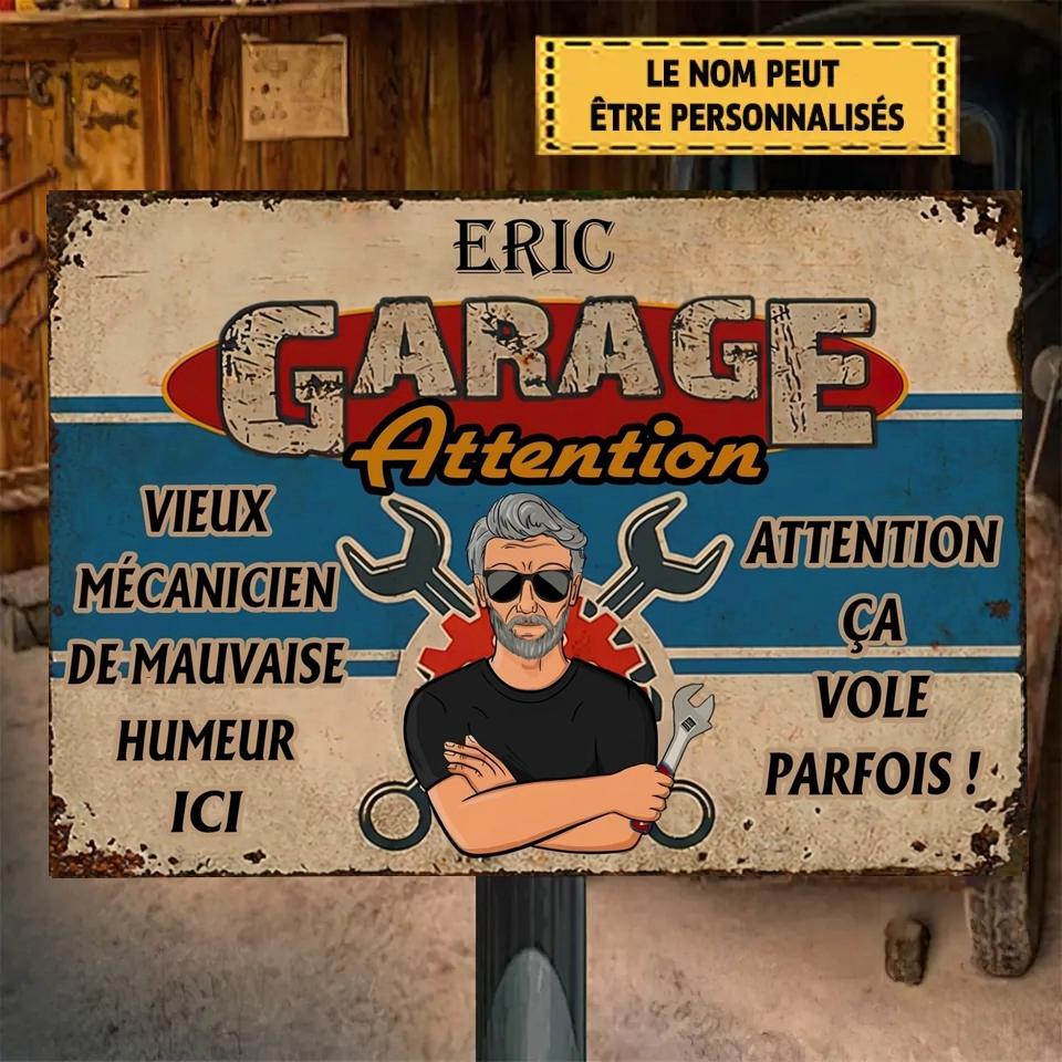 Plaque Métal Garage Personnalisée – Vieux Mécanicien de Mauvaise Humeur Ici – Cadeau Humoristique Garage avec Prénom